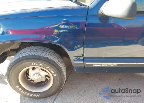 1996 GMC Sierra C1500 z USA, uszkodzony, nr VIN 2GTEC19R3T1500697